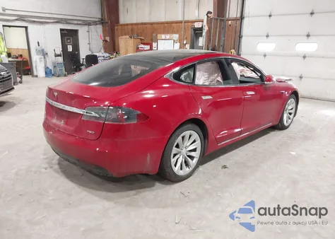 2018 Tesla Model S 100D/75D/P100D z USA, uszkodzony, nr VIN 5YJSA1E25JF259379